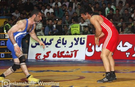 کشتی محسن آقاجانی و مهدی تقوی