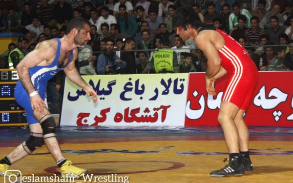 کشتی محسن آقاجانی و مهدی تقوی